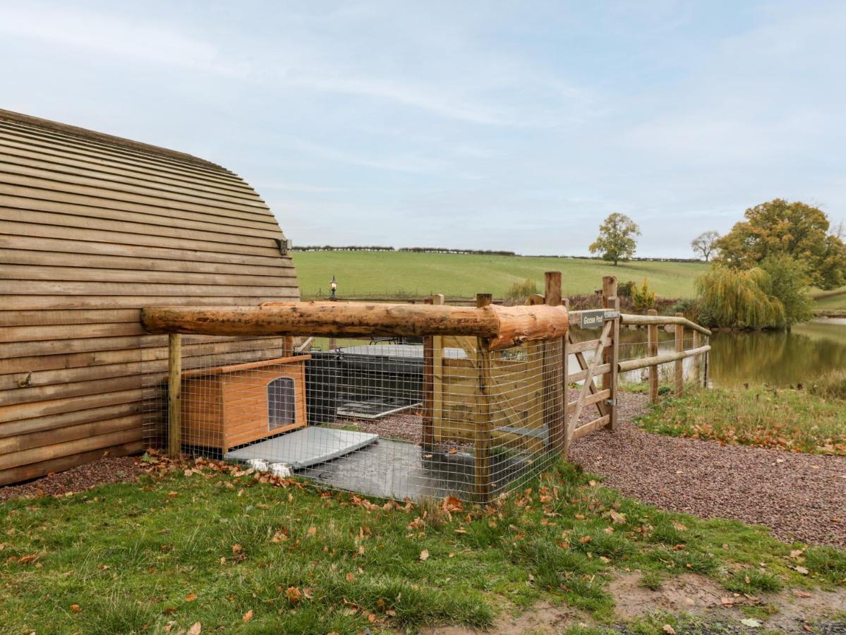 Goose Pod Villa Worcester Exterior photo